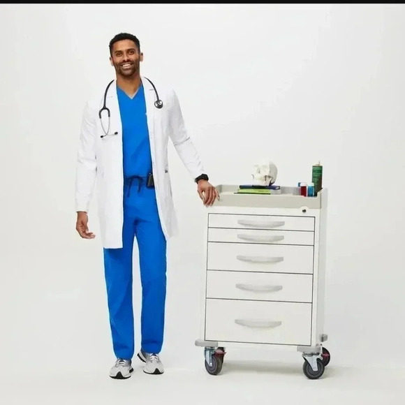 Figs royal blue Axim Cargo Scrub Pants™ medium - Picture 3 of 9